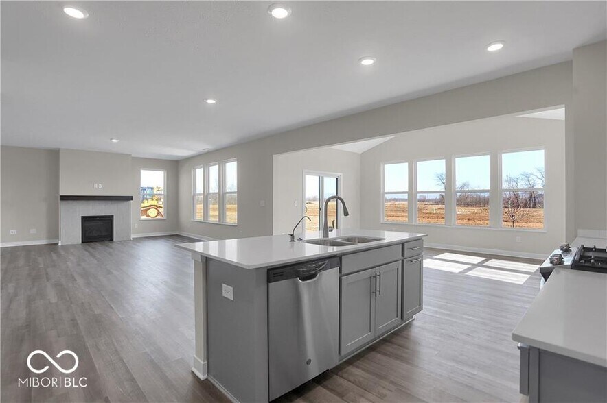 Building Photo - 17364 Americana Xing