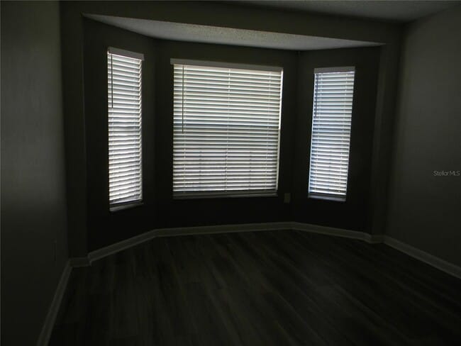 Building Photo - 150 Abbey Hollow Dr