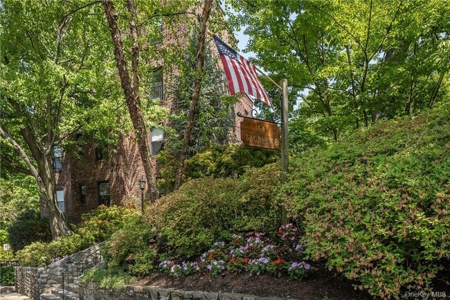 Building Photo - 64 Sagamore Rd