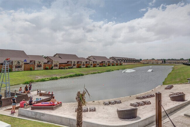 Building Photo - 3338 General Pkwy