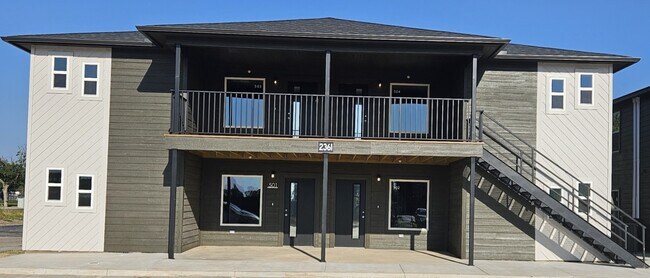 Building Photo - 2343 N Thompkins Ave