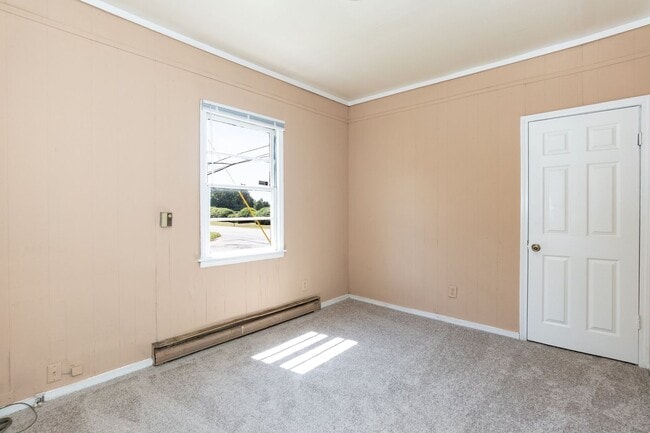 Building Photo - S Mckay Ave- Duplex