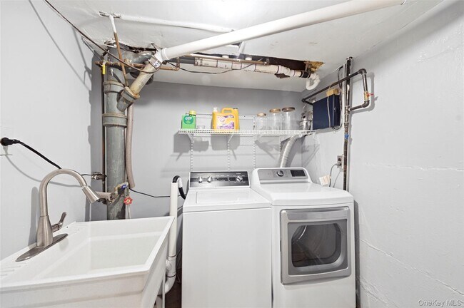 Building Photo - 103 Heatherdell Rd