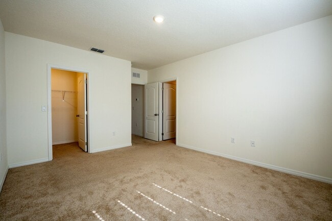 Building Photo - 1248 Yellow Finch Dr