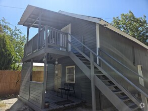 Building Photo - 1719 W Craig Pl