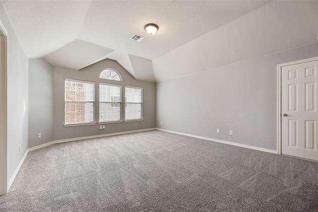 Building Photo - 213 Palomino Ct