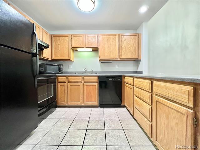 Primary Photo - 2280 S Oswego Way
