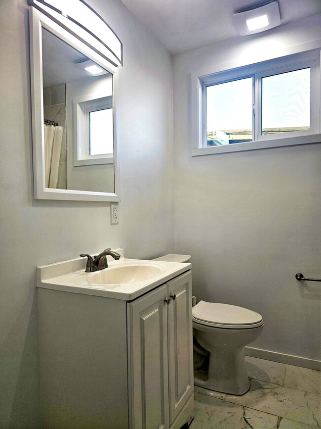 Building Photo - 1771 Tulane Ave