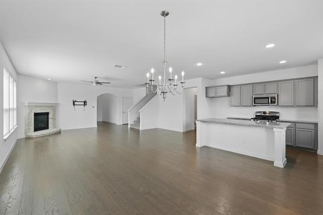 Building Photo - 1105 Kingston Ct