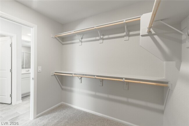 Building Photo - 5945 Lindenberry Walk St