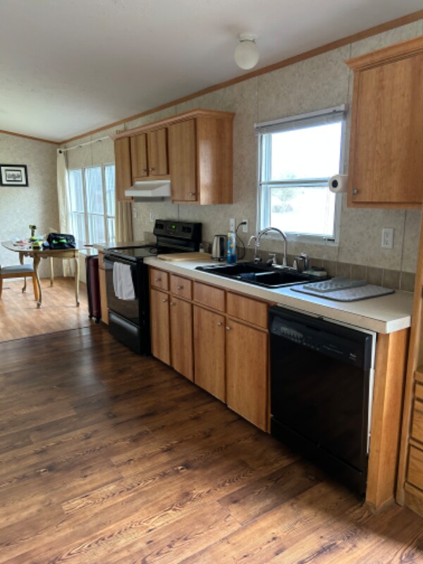 Building Photo - 6709 Six J Ct
