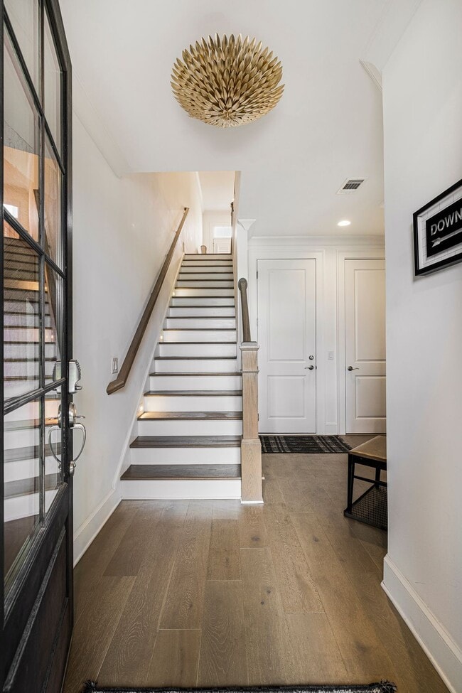 Building Photo - 456 Altamaha St