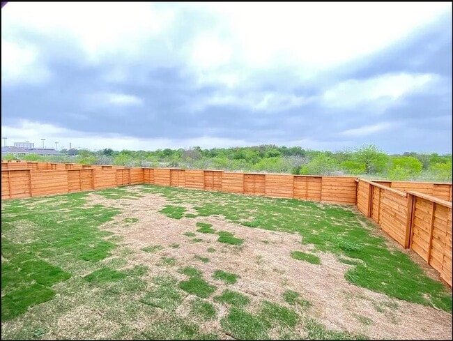 Building Photo - 490 Jack Ryan