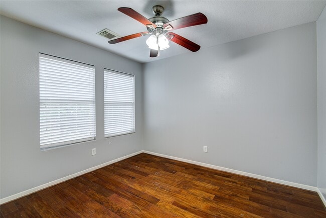 Building Photo - 19402 Hickory Meadow Ln