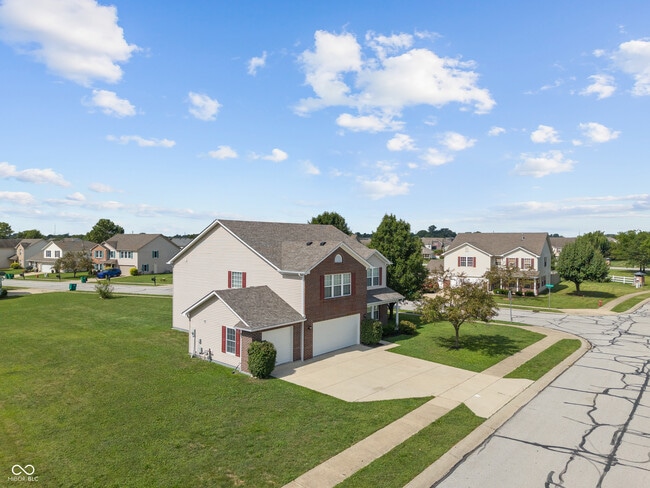 Building Photo - 2310 Liatris Dr
