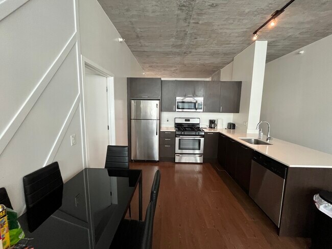 Building Photo - 1345 S Wabash Ave