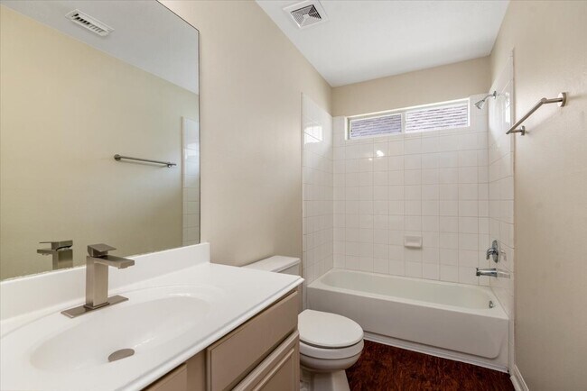 Building Photo - 6023 Barany Ct