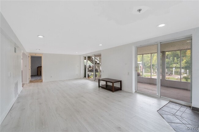 Building Photo - 3354 Hayes Rd