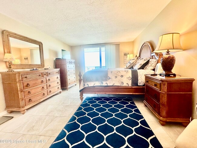 Building Photo - 401 Jimmy Buffett Mem Hwy