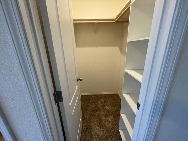 Building Photo - 5510 Clark Rd