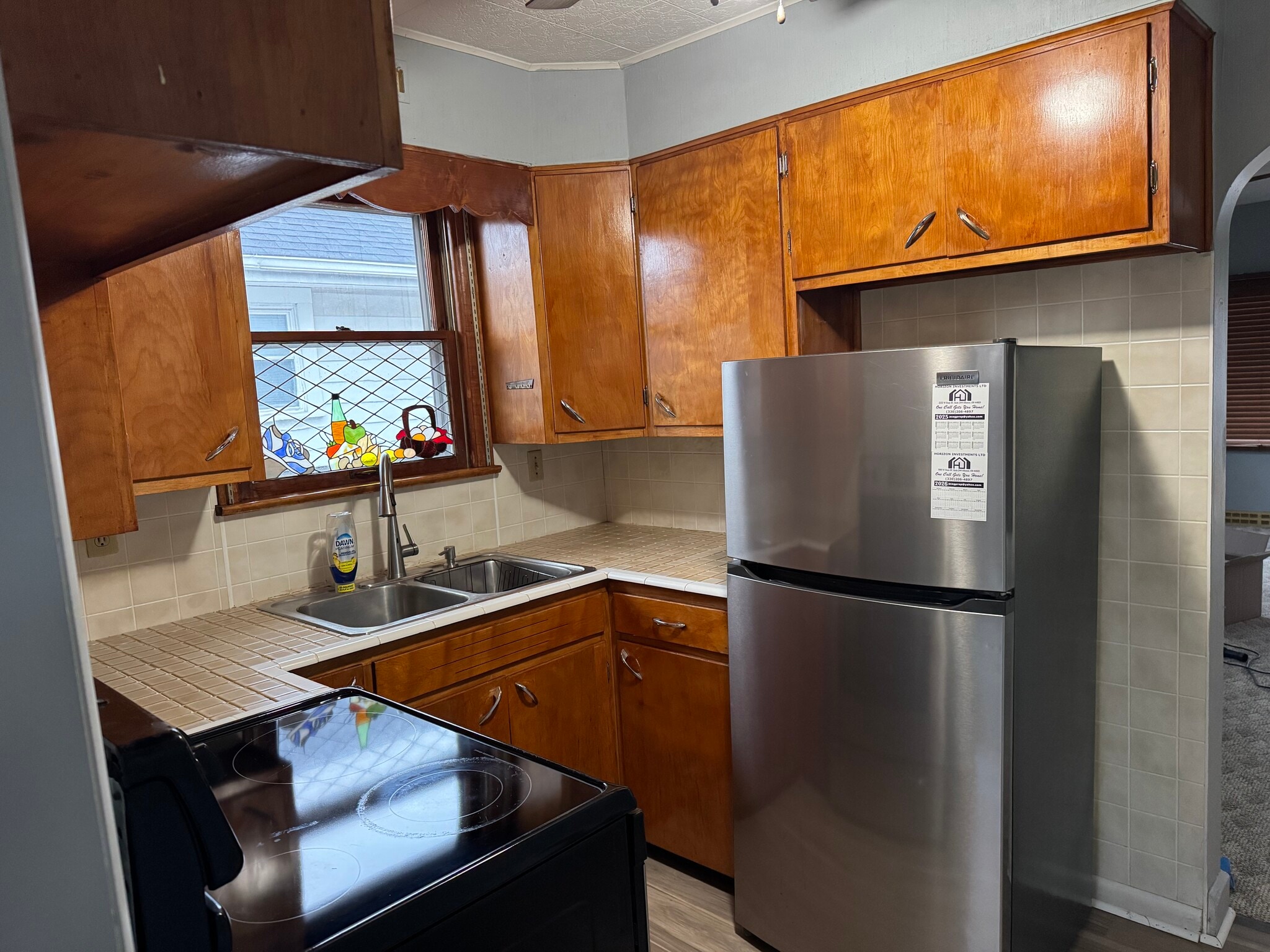 Building Photo - 2121 Cherry Ave