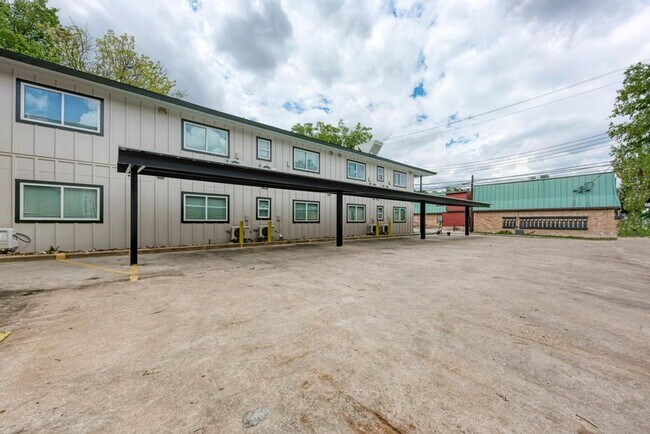 Building Photo - Park Avenue 102