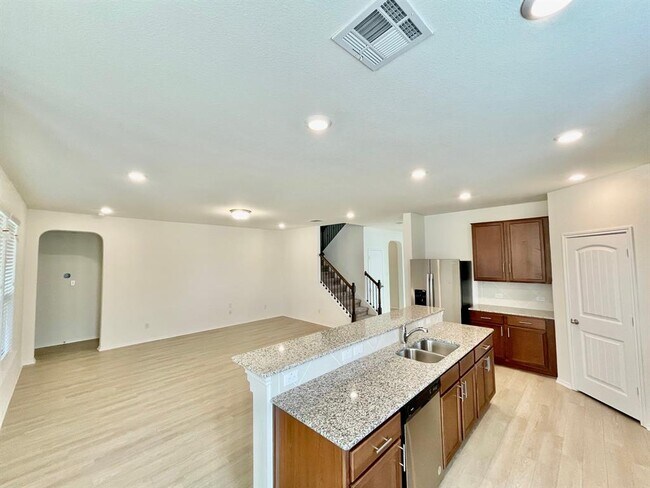 Building Photo - 163 McGinnis Trl
