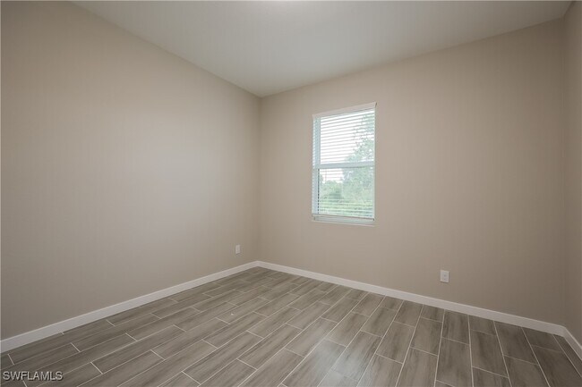 Building Photo - 3204 66th St W