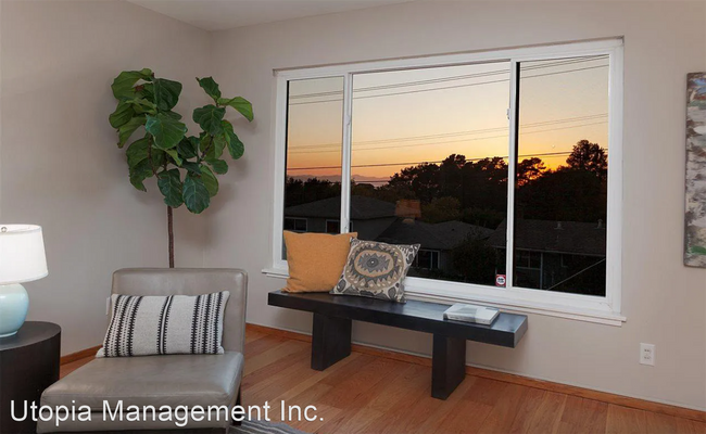 Building Photo - 3 br, 3 bath House - 2036 Mira Vista Drive