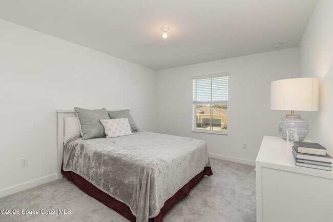 Building Photo - 699 Veridian Cir NW