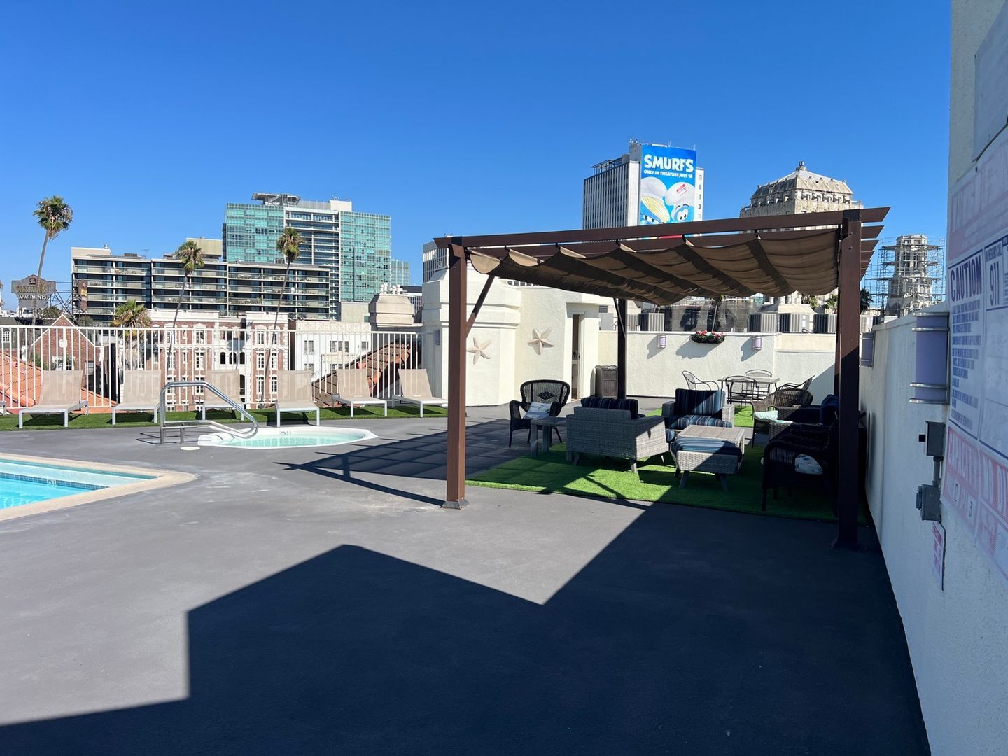 Building Photo - 620 S Gramercy Pl