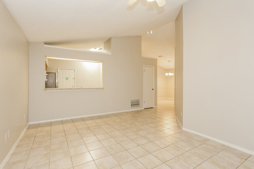Building Photo - 8327 Argyle Corners Ct