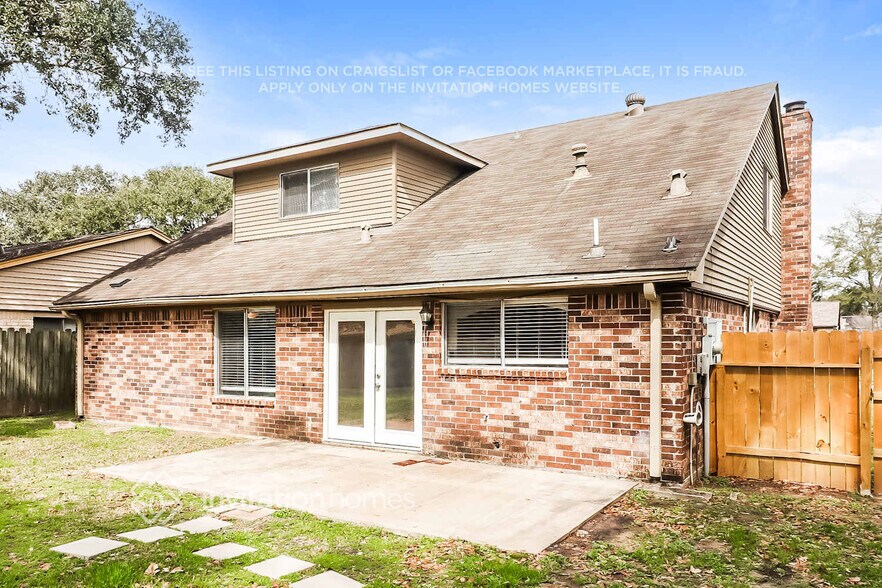 Building Photo - 22507 Red River Dr