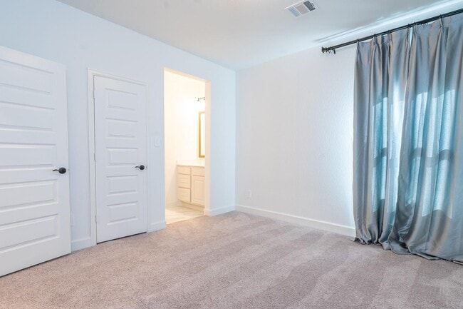 Building Photo - 4118 Ana Ridge Ln