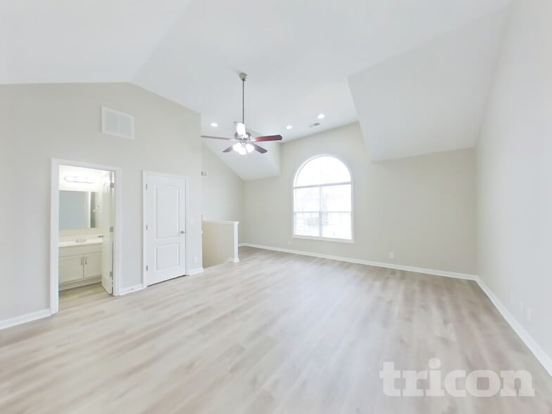 Building Photo - 2795 Ridgepole Dr