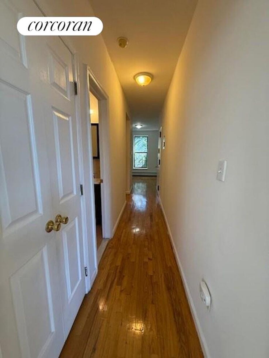 Building Photo - 623 Baltic St