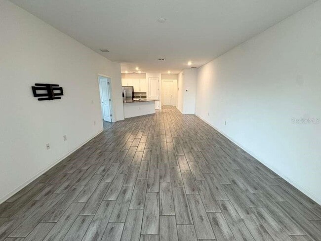 Building Photo - 1180 Saguaro St