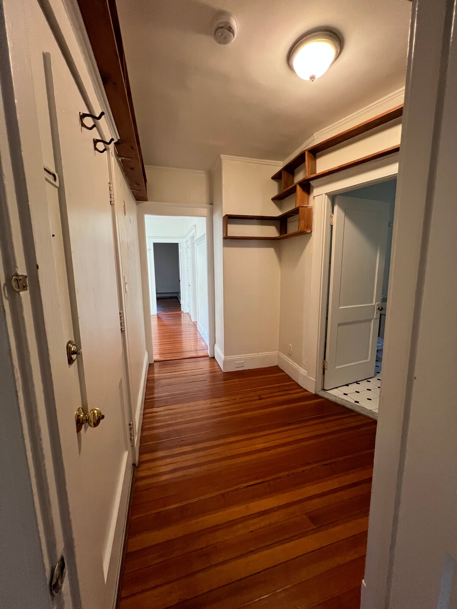 Hallway - 60 Hammond St
