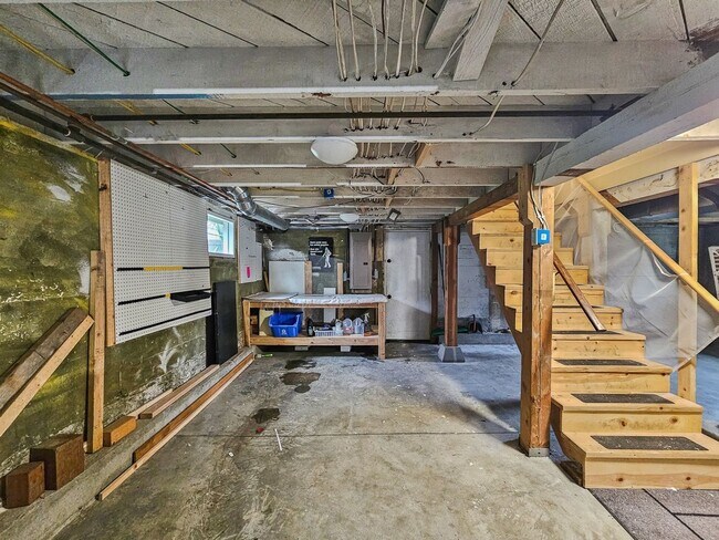 Building Photo - 2533 S M St