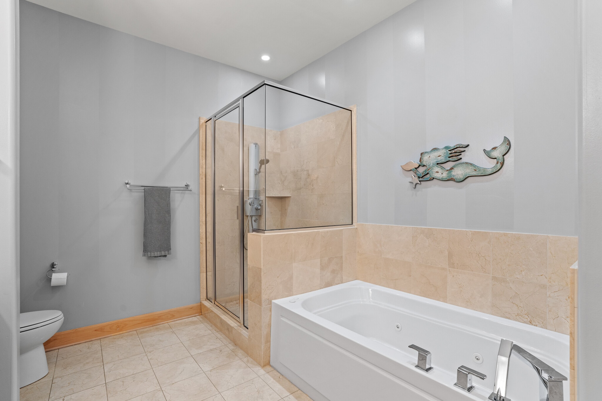 Primary Bathroom - 1111 N Marshall St