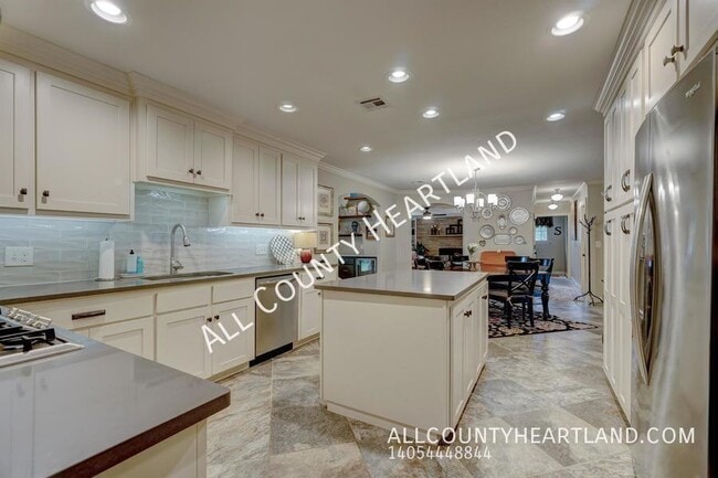 Building Photo - 2948 Kerry Ln