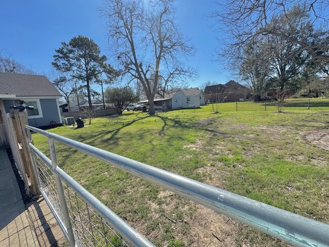 Building Photo - 702 Marion St