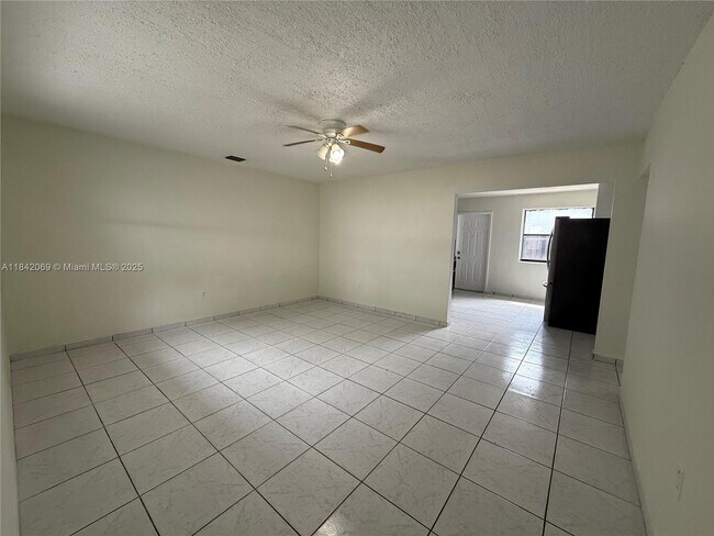Building Photo - 2146 NW 18th Terrace