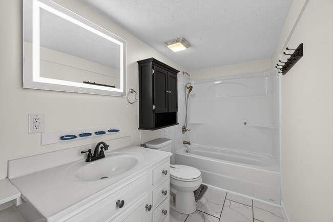 Building Photo - 239 McDonald Rd