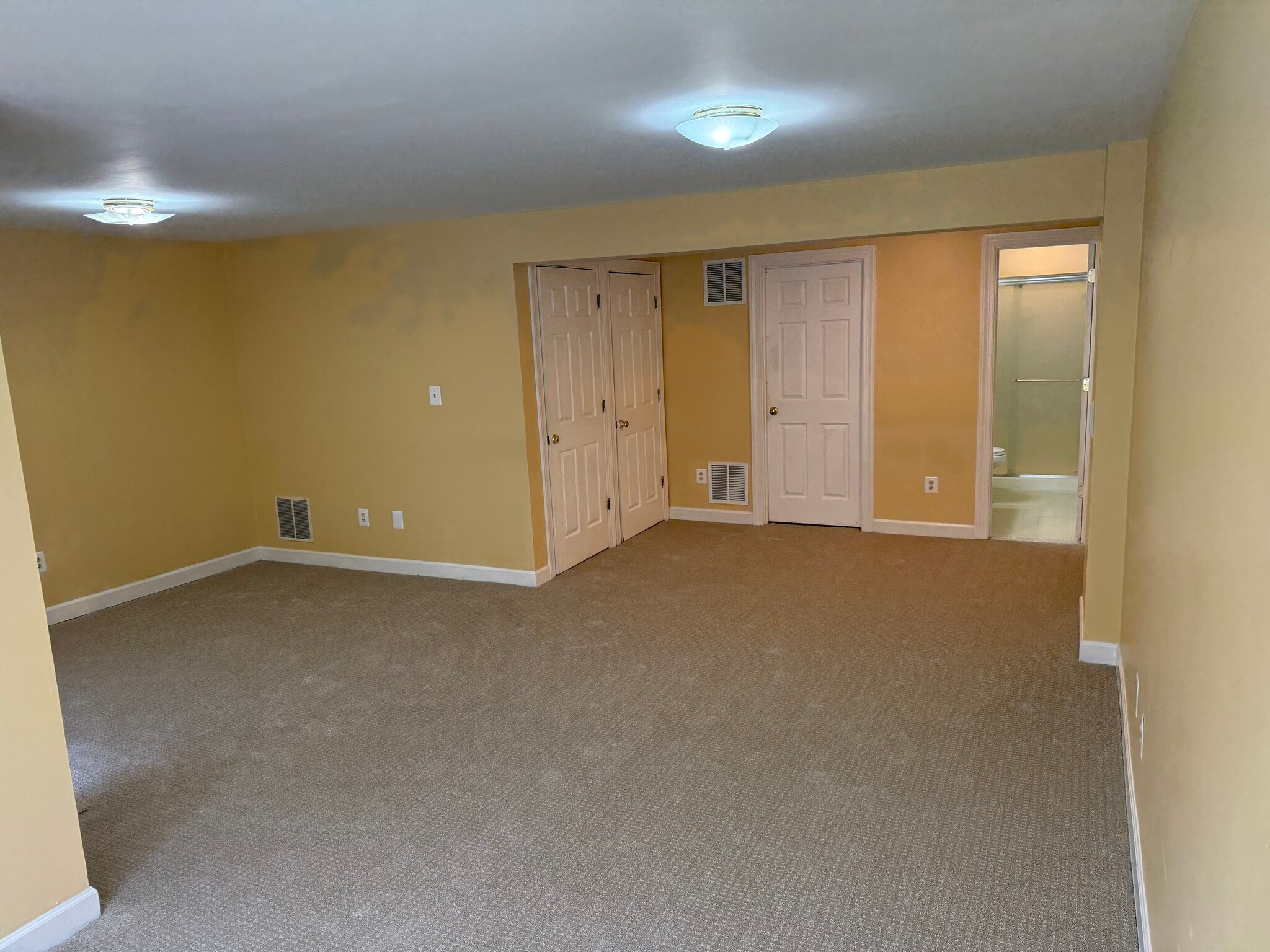 Building Photo - 21178 Hedgerow Ter