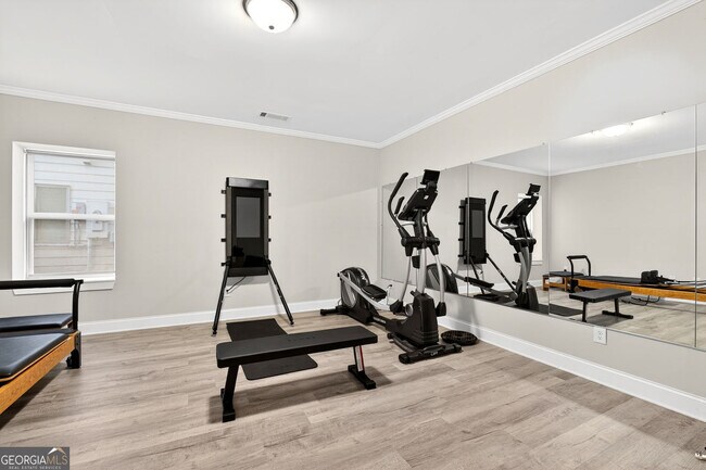 Building Photo - 5259 Cloud St