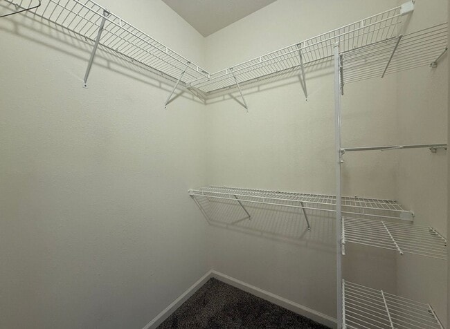 Building Photo - South Side...Newer 3 Bedroom 2 Bath House