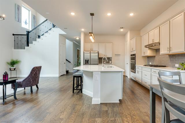 Building Photo - 5605 Acoma Ln
