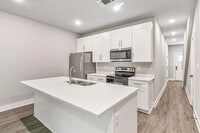 Building Photo - 1505 Sophia Ave