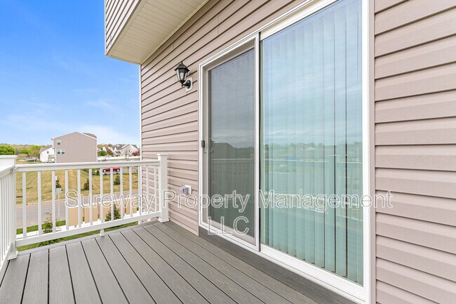 Building Photo - 204 Sandy Rdg Rd